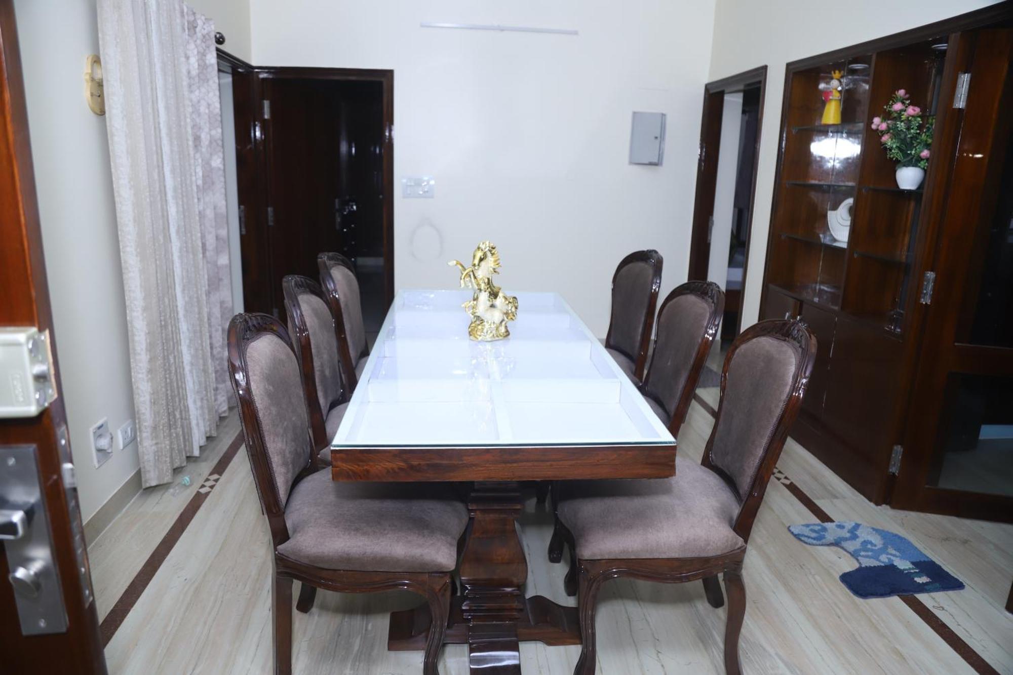Divine India Service Apartment 3Bhk,B57 Sarita Vihar,Apollo Neu-Delhi Exterior foto